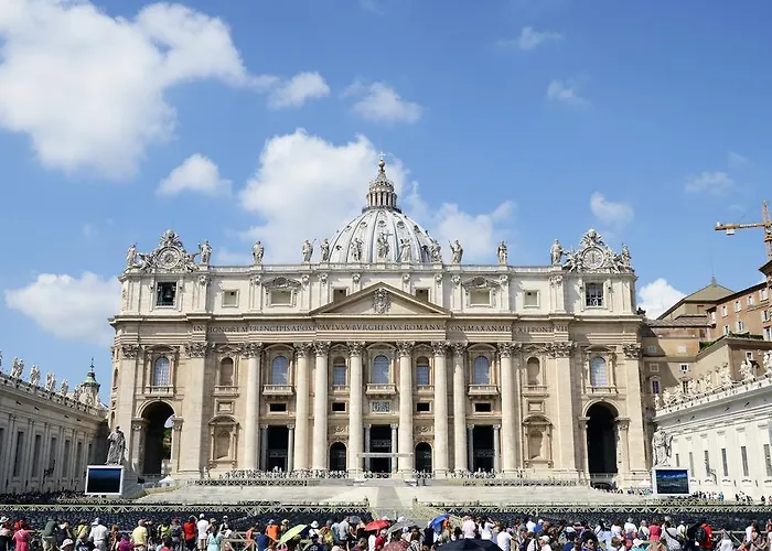 Vatican Relais